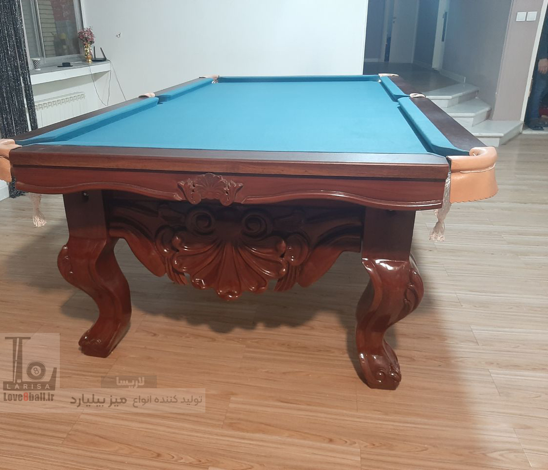 میز بیلیارد با پارچه آبی