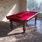 میز بیلیارد قرمز